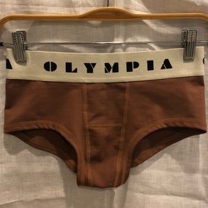 Olympia Yoga Shorts